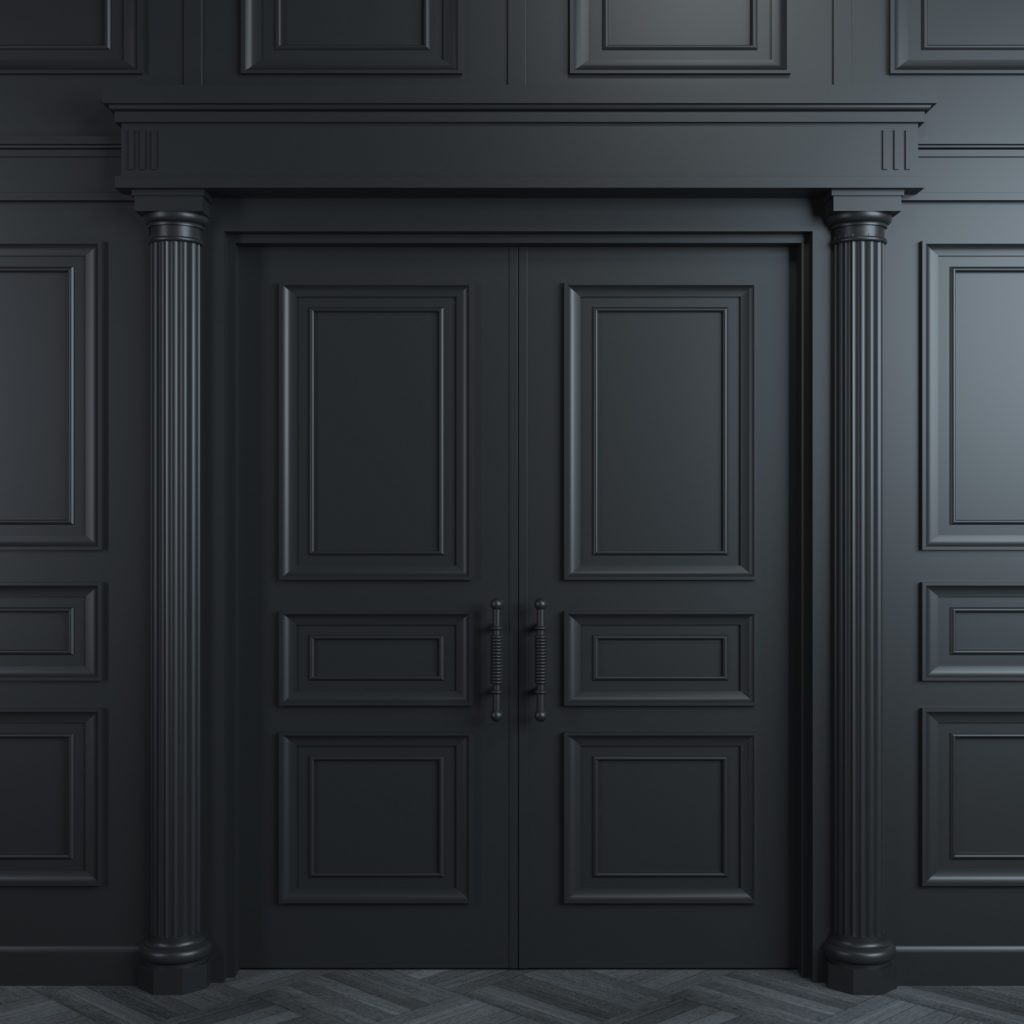 Черная классическая дверь